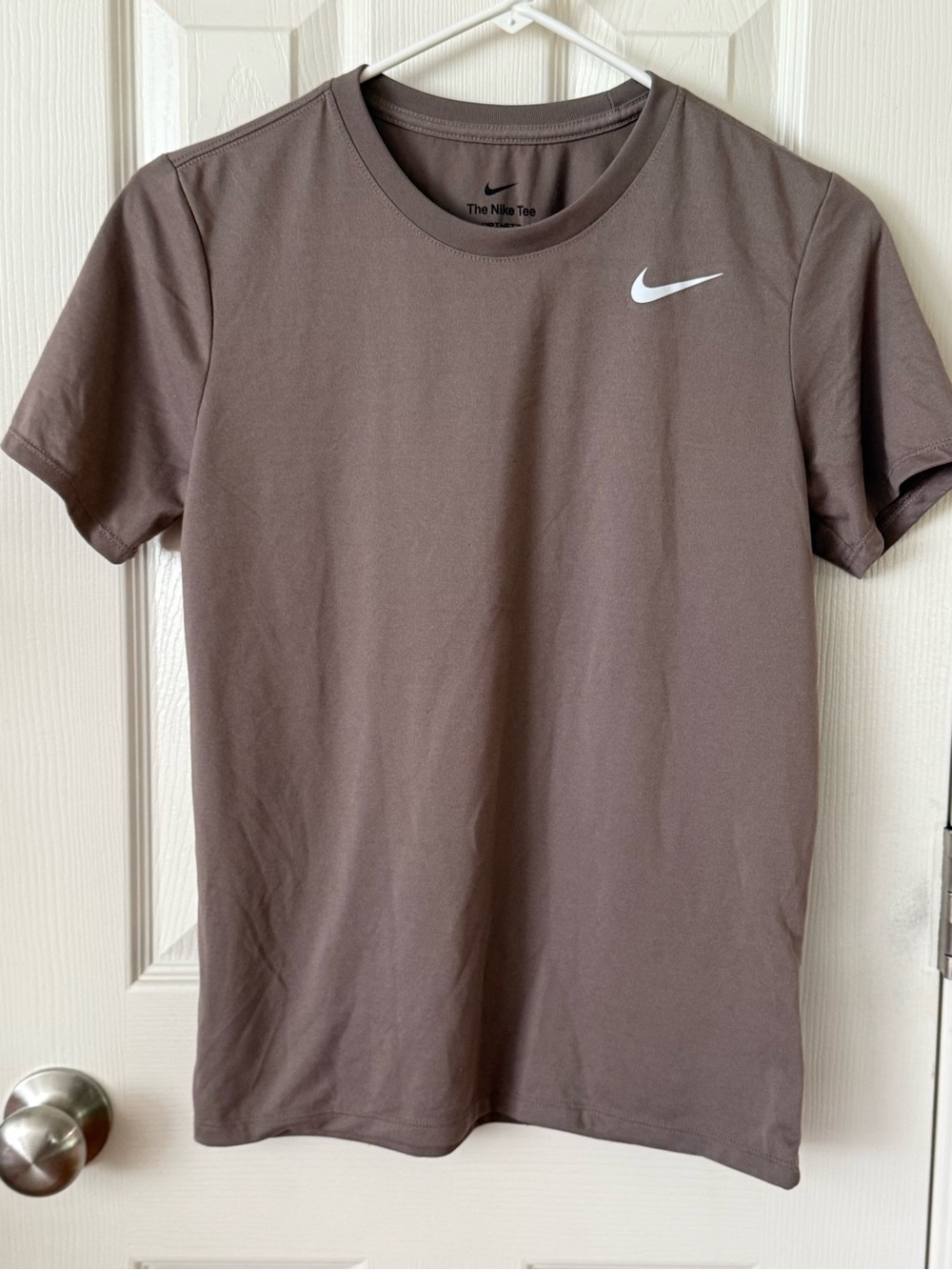 Nike Women’s Small Dri-FIT The Nike Tee Brown Taupe Athletic T-Shirt S